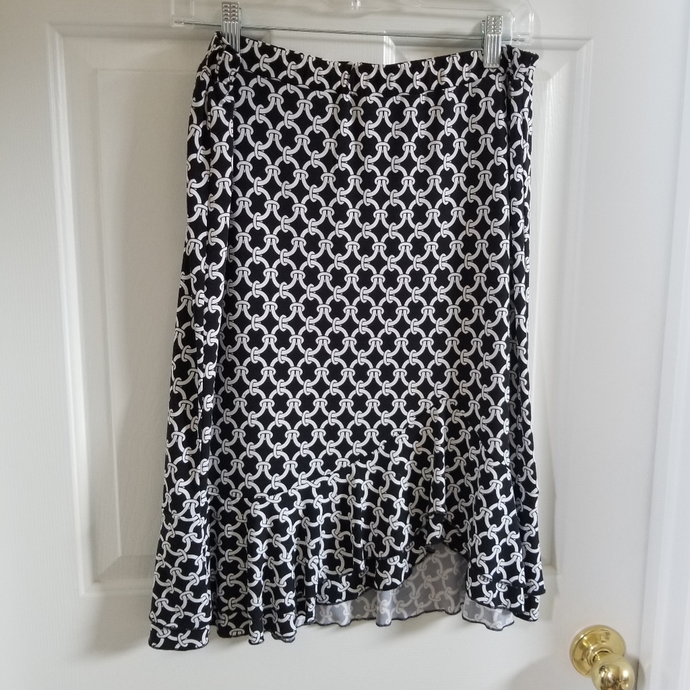 WHBM B&W Skirt - size M
